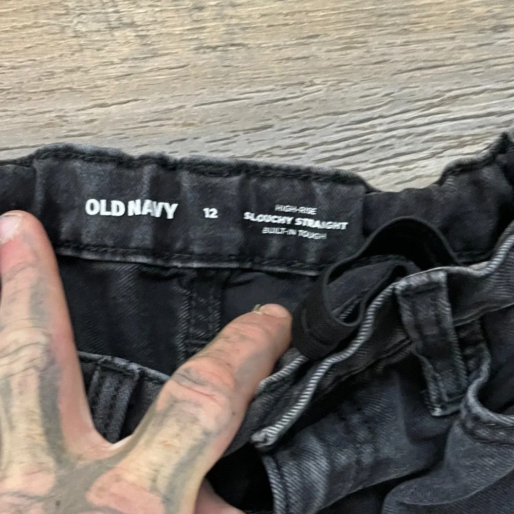 Old Navy Girls Size 12 High-Rise Slouchy Straight Built-In Tough Jeans Black